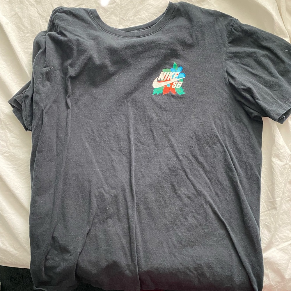 NIKE SB BLACK T SHIRT XL